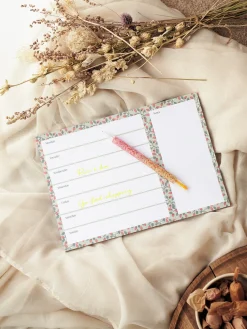 Søstrene Grene Papirvarer^Blok Med Ugeplan