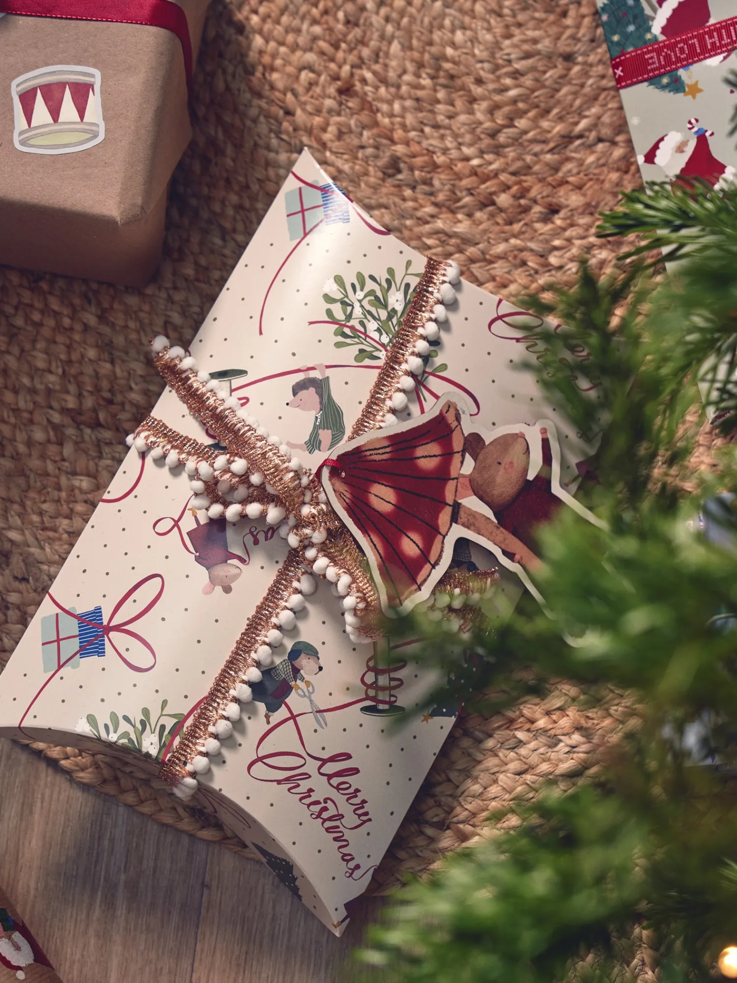 Søstrene Grene JuleIndpakning|Gavebånd^Bånd Med Ornament