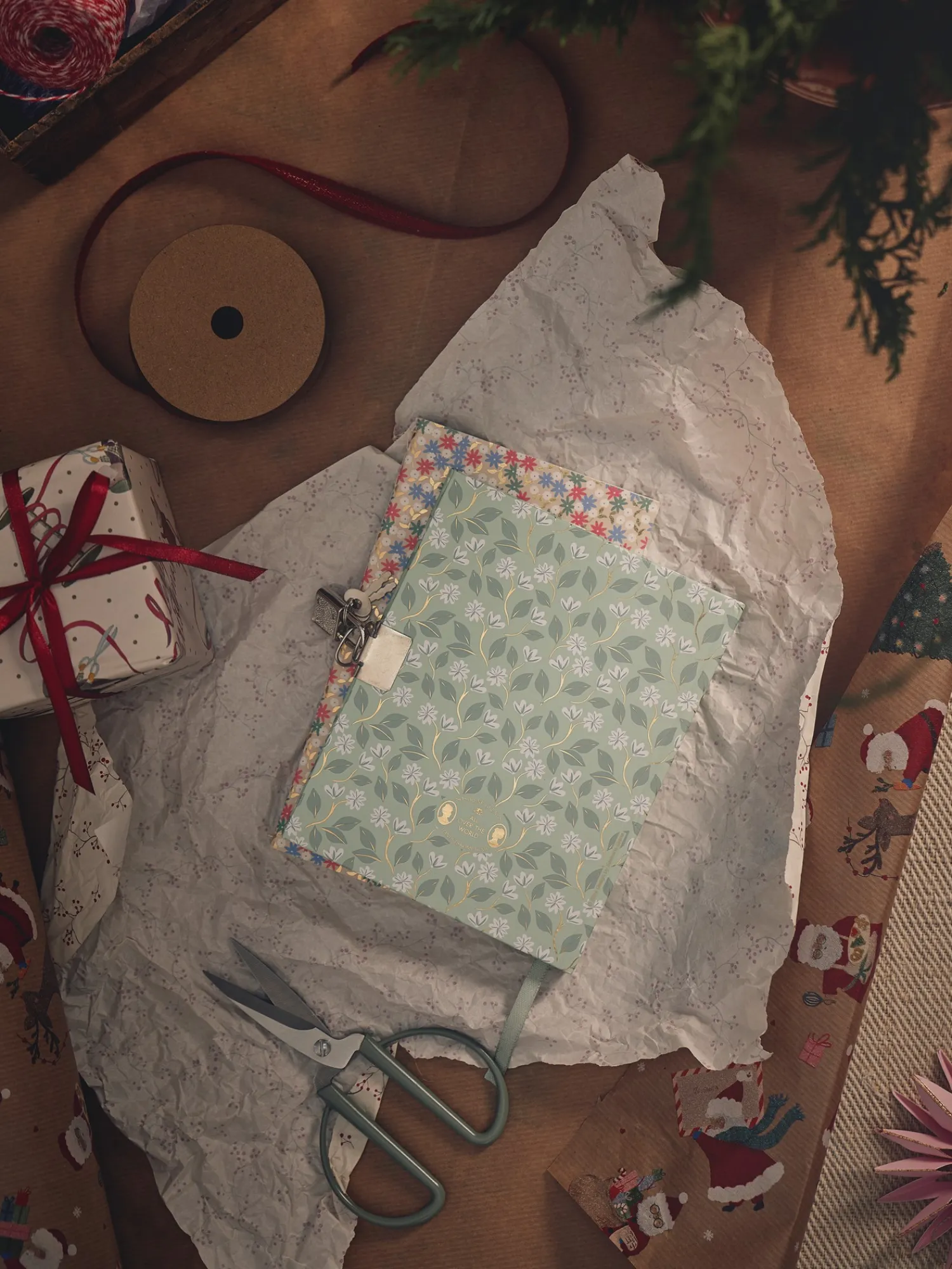 Søstrene Grene Papirvarer^Dagbog Med Lås 16,5 X 13