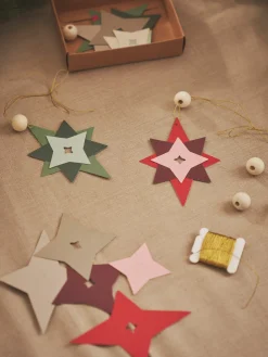 Søstrene Grene Juletræs­Pynt|Dekoration^DIY-sæt Papirstjerner