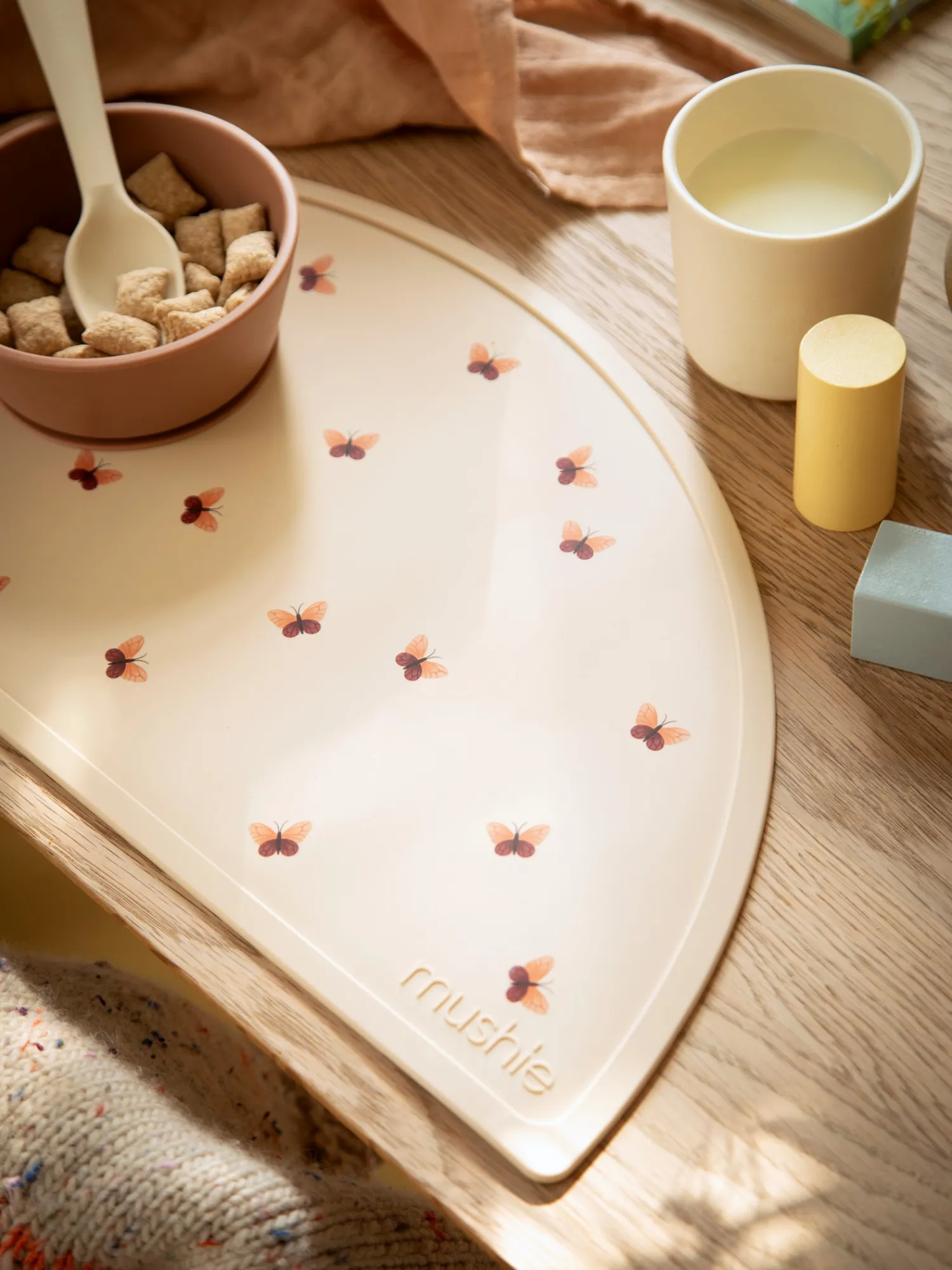 Børn Søstrene Grene Børneservice|Aktivitetsleg^Dækkeserviet