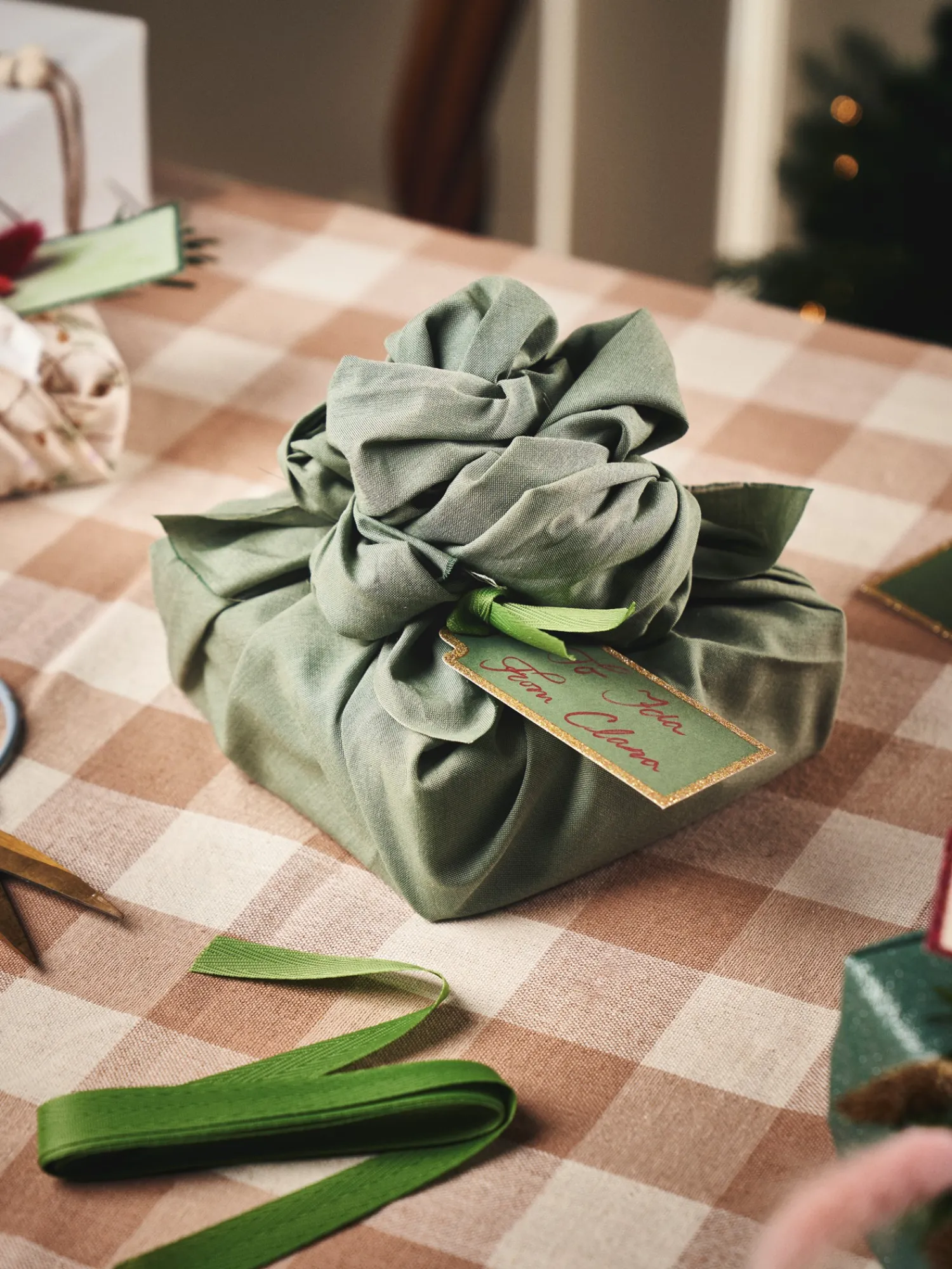 Søstrene Grene JuleIndpakning|Gavepapir^Gaveindpakning I Stof