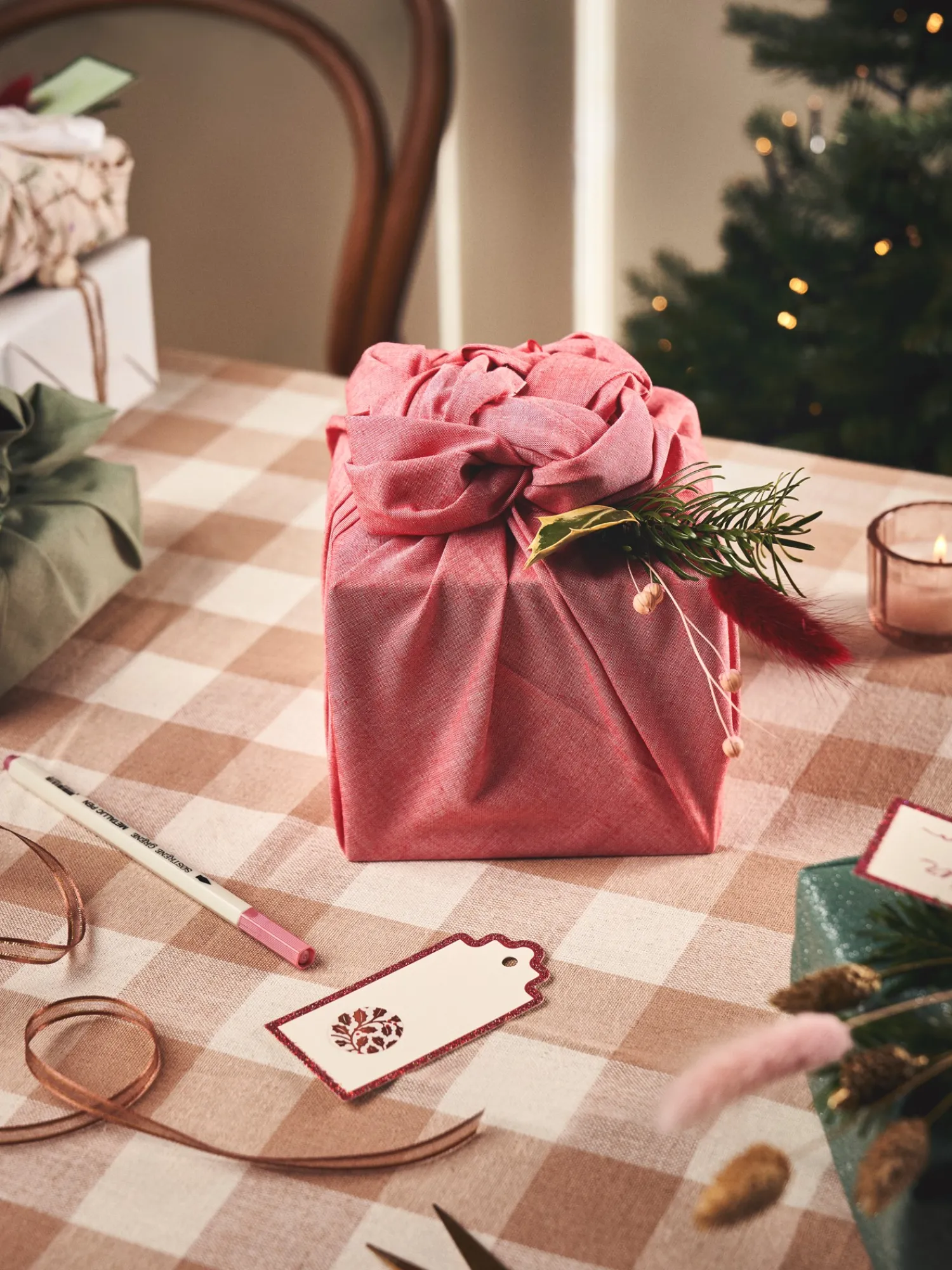 Søstrene Grene JuleIndpakning|Gavepapir^Gaveindpakning I Stof