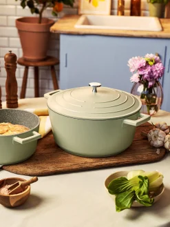 Søstrene Grene Køkkentilbehør^Gryde Med Låg 5L