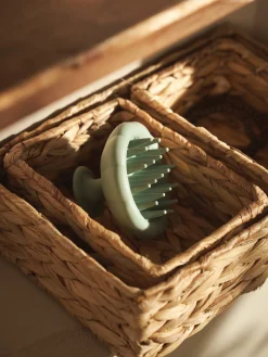 Søstrene Grene På Farten^Hovedbundsbørste