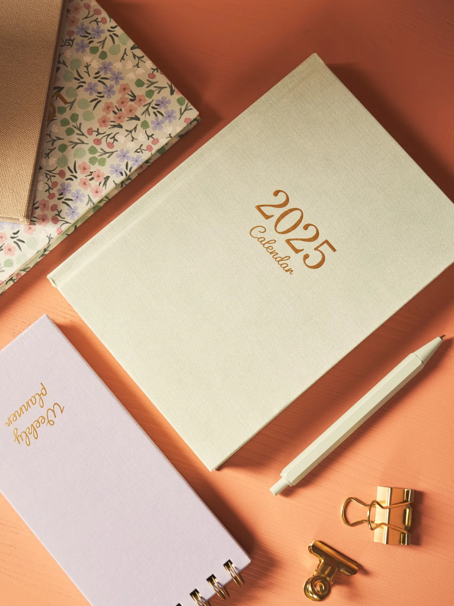 Søstrene Grene Papirvarer^Kalender 2025