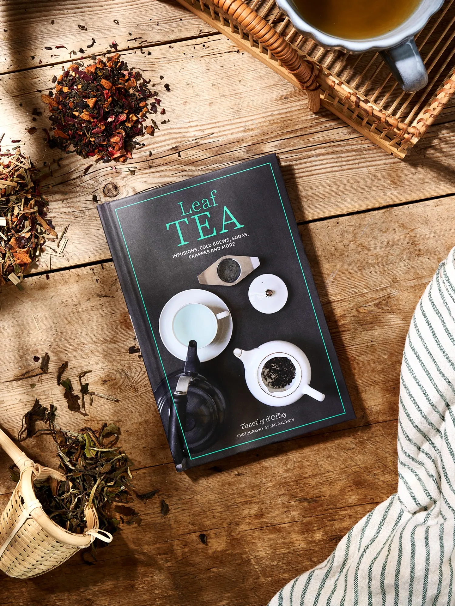 Søstrene Grene Coffee Table Books^Leaf Tea