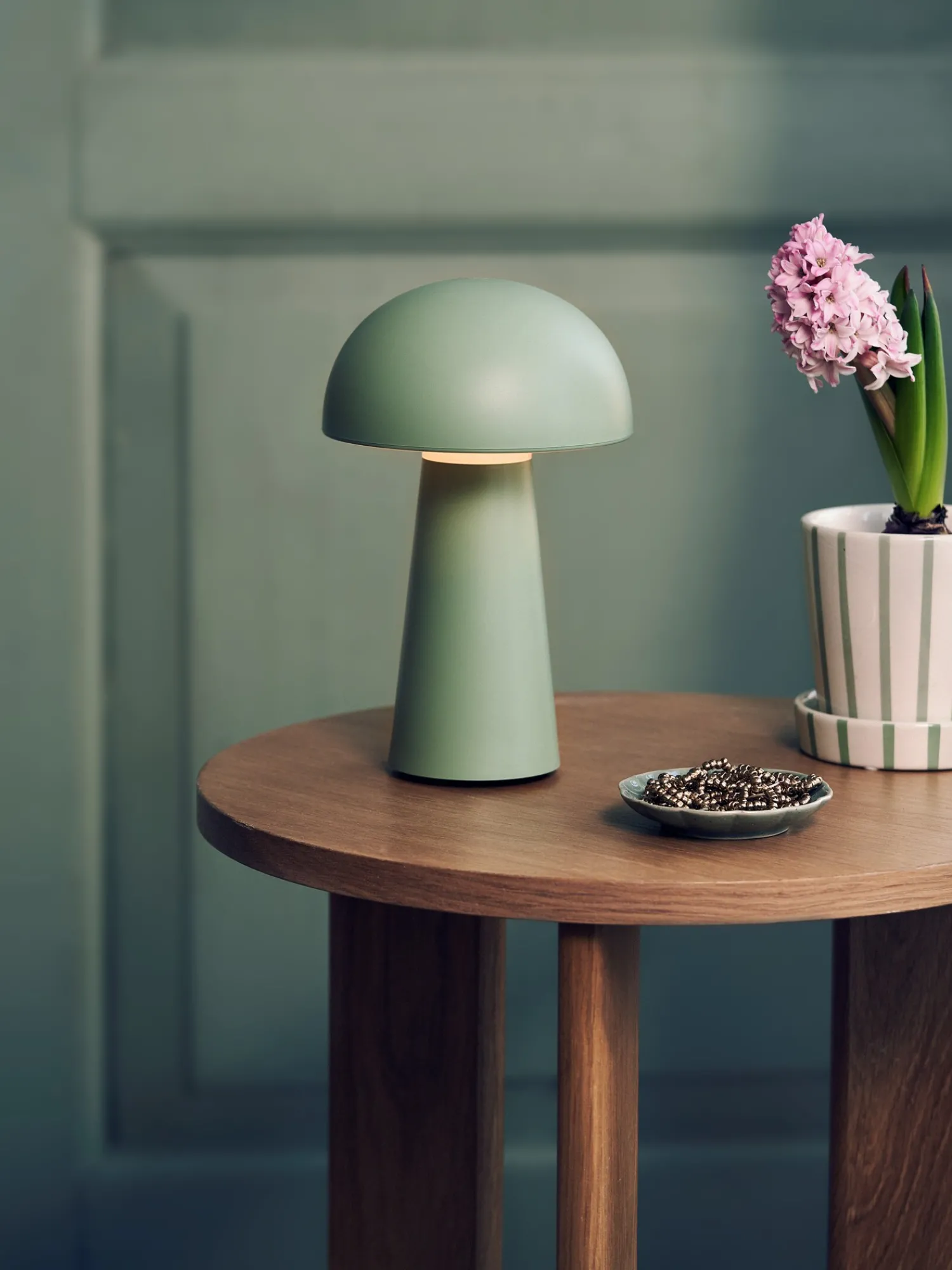 Søstrene Grene Lamper^LED-bordlampe