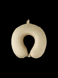 Søstrene Grene På Farten^Nakkepude