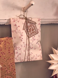 Søstrene Grene Jule­Indpakning|Kort^Nummererede Mærkater