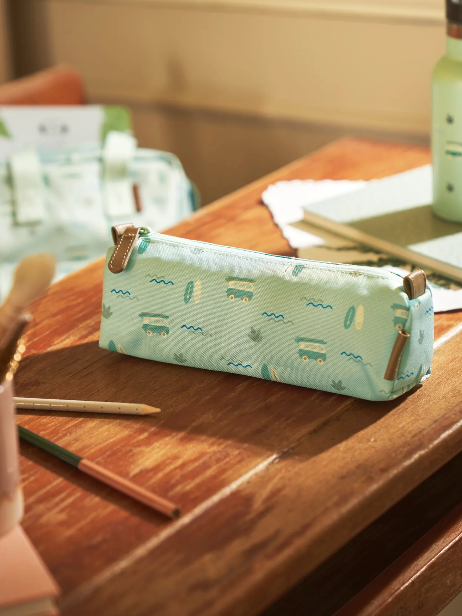 Søstrene Grene Tasker^Penalhus