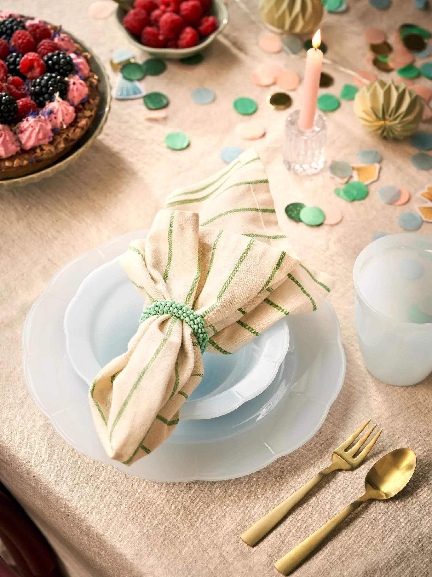 Søstrene Grene BordDækning^Plasttallerkener Til Flergangsbrug 4-pak