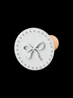 Søstrene Grene Bageartikler^Småkagestempel Med Sløjfemønster