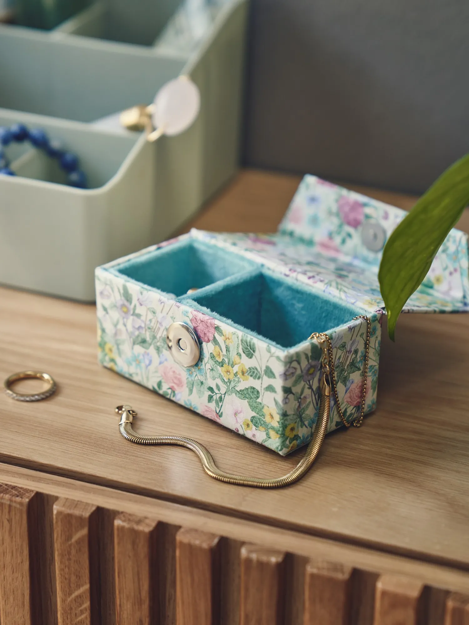 Søstrene Grene JuleIndpakning|Smykkeopbevaring^Smykkeskrin