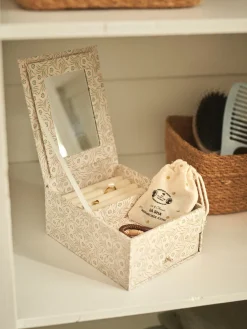 Søstrene Grene Badeværelsestilbehør|Smykkeopbevaring^Smykkeskrin Med Spejl