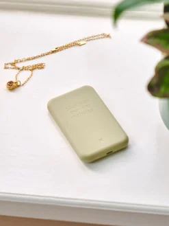 Søstrene Grene Elektronik^ToCHARGE QI Powerbank