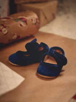 Søstrene Grene Strømper Og Sko^Veloursko 22/23