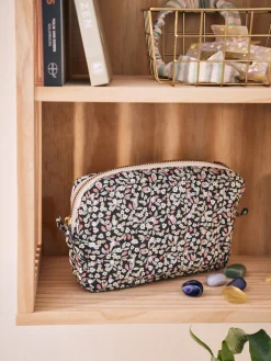 Søstrene Grene Hylder^Væghylde