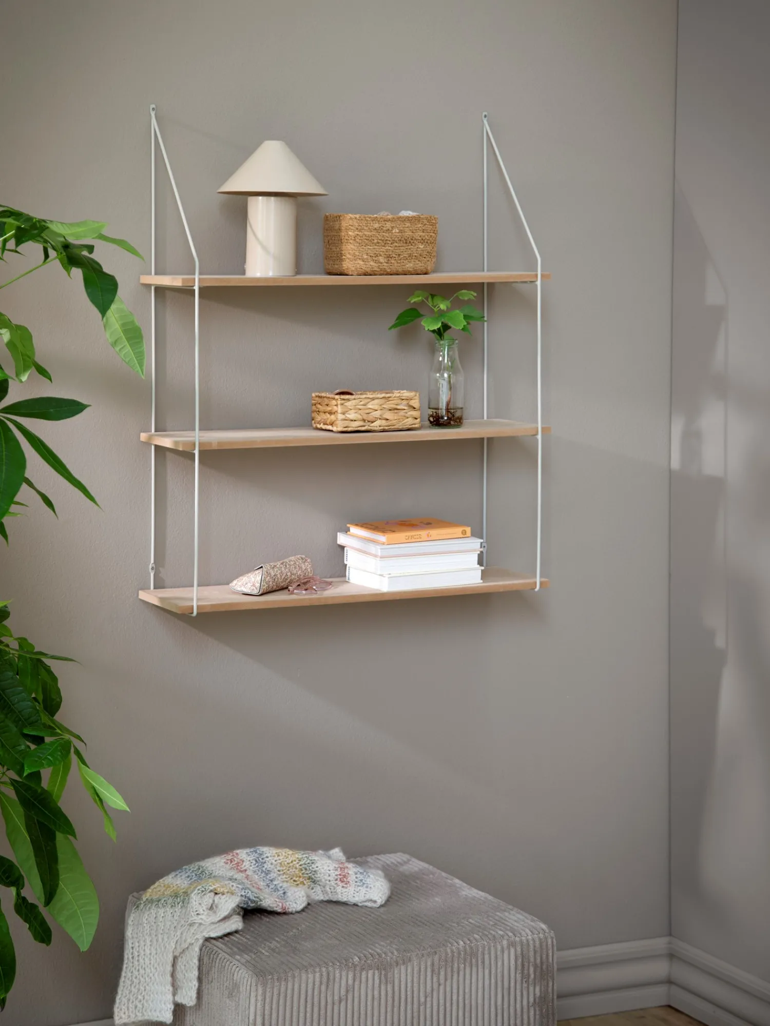 Søstrene Grene Hylder^Væghylde