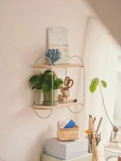 Søstrene Grene Hylder^Væghylde